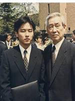 講堂に残された角帽