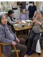 膨腹の老人ホーム