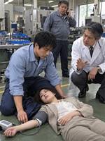 「お前は下がれ」白衣を脱いで5年、俺が社長令嬢を救った