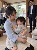 26人が去った屋敷――会長の息子は、貧しい家政婦の腕で泣きやんだ