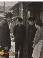 一着の学生服を分けた双子