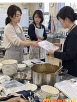夕飯のカレーを笑った友人が、私のレシピを欲しがった