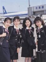 雪の空港で消えた四人と第七格納庫